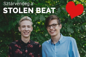 Valentin napi éjszakai fürdőzés