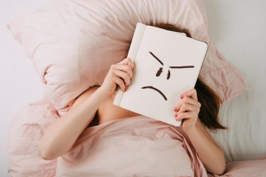 "A könyv: Nagyítóüveg"